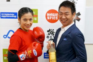 好川菜々選手と店長北島