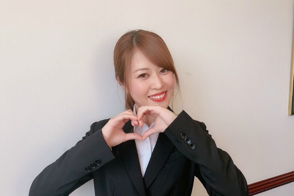 新入社員の大塚彩奈です。